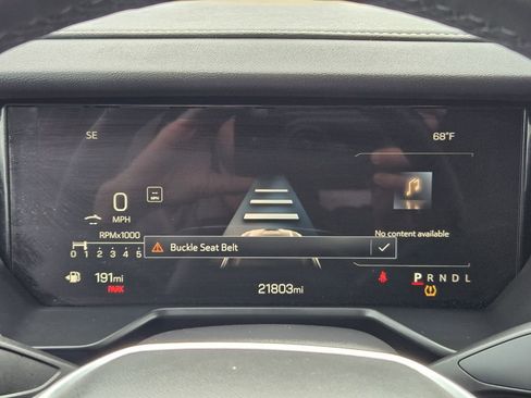 Used 2025 GMC Acadia Elevation image 14