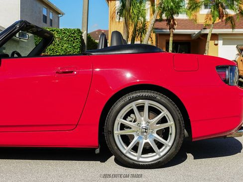 Used 2004 Honda S2000 image 5