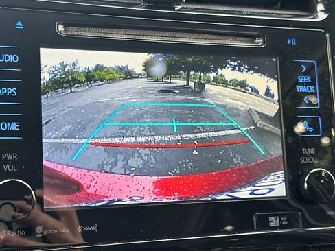 Used 2017 Toyota Prius Three FWD image 23