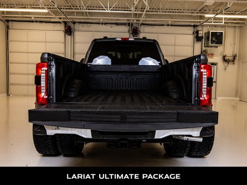 Used 2026 Ford F350 Lariat w/ Lariat Ultimate Package AWD/4WD image 9