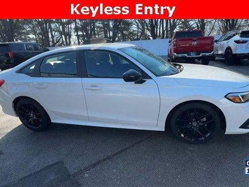 Used 2024 Honda Civic Sport image 11