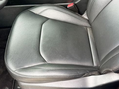 Used 2025 Jeep Compass Limited image 21