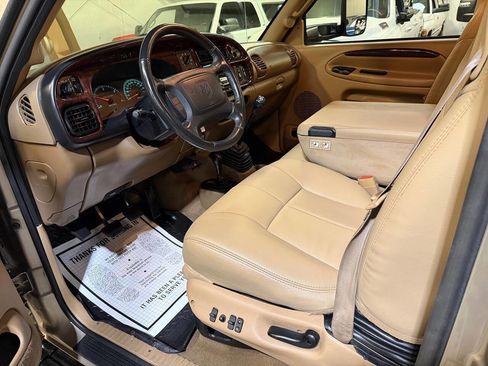 Used 2001 Dodge Ram 2500 Truck 4x4 Quad Cab image 4