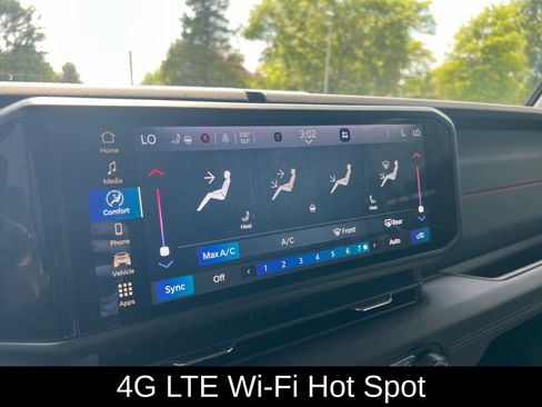 Used 2026 Jeep Wrangler Unlimited Rubicon AWD/4WD image 17