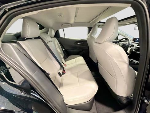 New 2026 Toyota Prius XLE FWD image 22