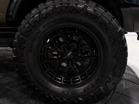 Used 2024 Ford Bronco Raptor w/ Interior Carbon Fiber Pack 6 image 30