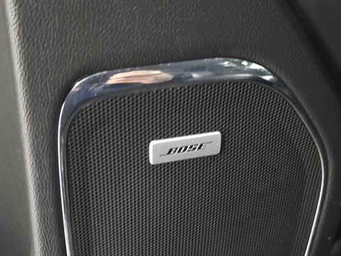 Used 2017 GMC Sierra 1500 SLT w/ SLT Premium Package image 8