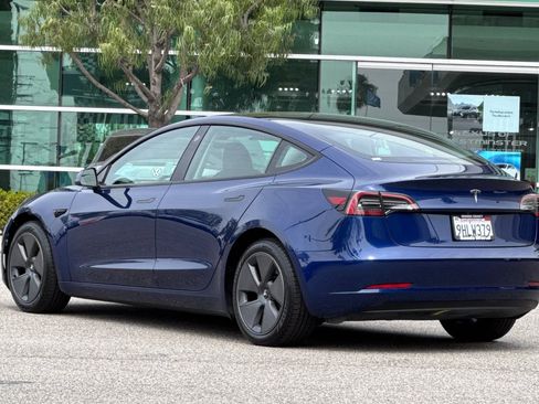 Used 2023 Tesla Model 3 Standard Range RWD image 6