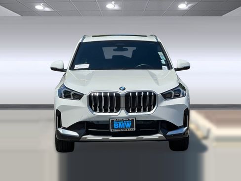 Used 2025 BMW X1 xDrive28i w/ Convenience Package AWD/4WD image 5