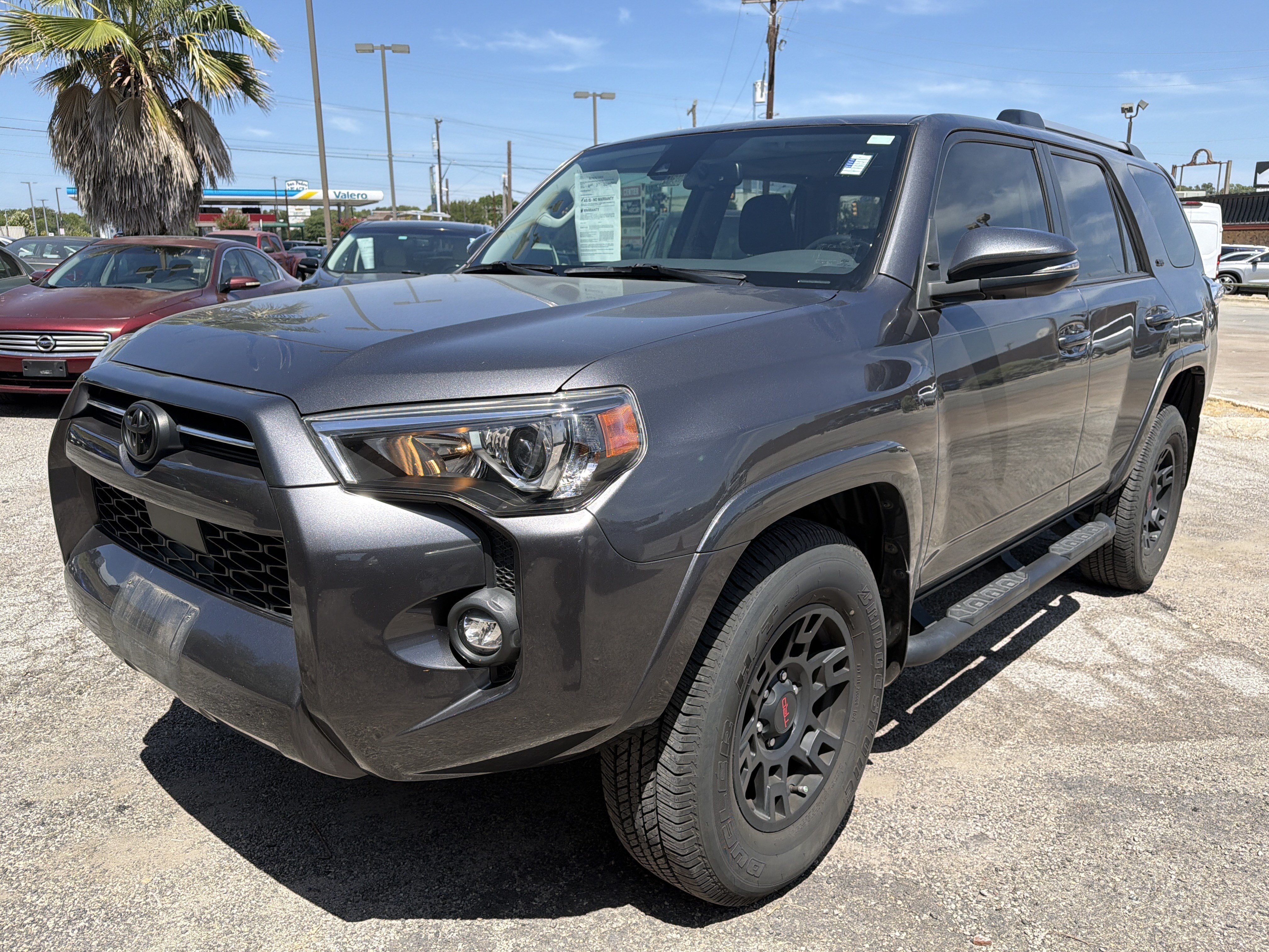 Used 2023 Toyota 4Runner SR5 Premium w/ Moonroof Package RWD image 7