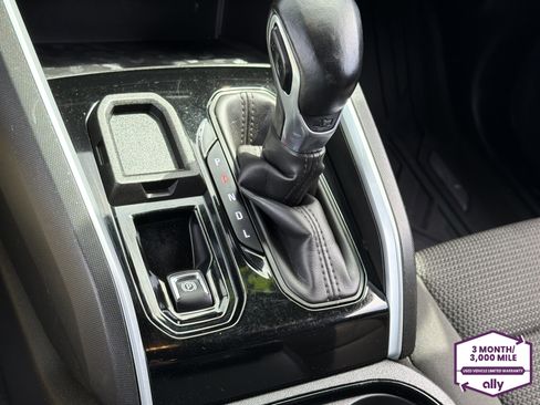 Used 2023 Chevrolet Colorado LT w/ LT Convenience Package RWD image 23