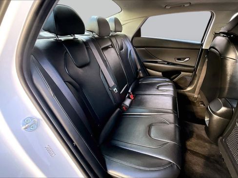 Used 2024 Hyundai Elantra Limited FWD image 20
