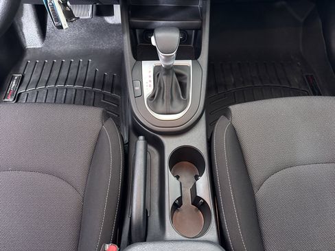 Used 2023 Kia Forte LXS image 20