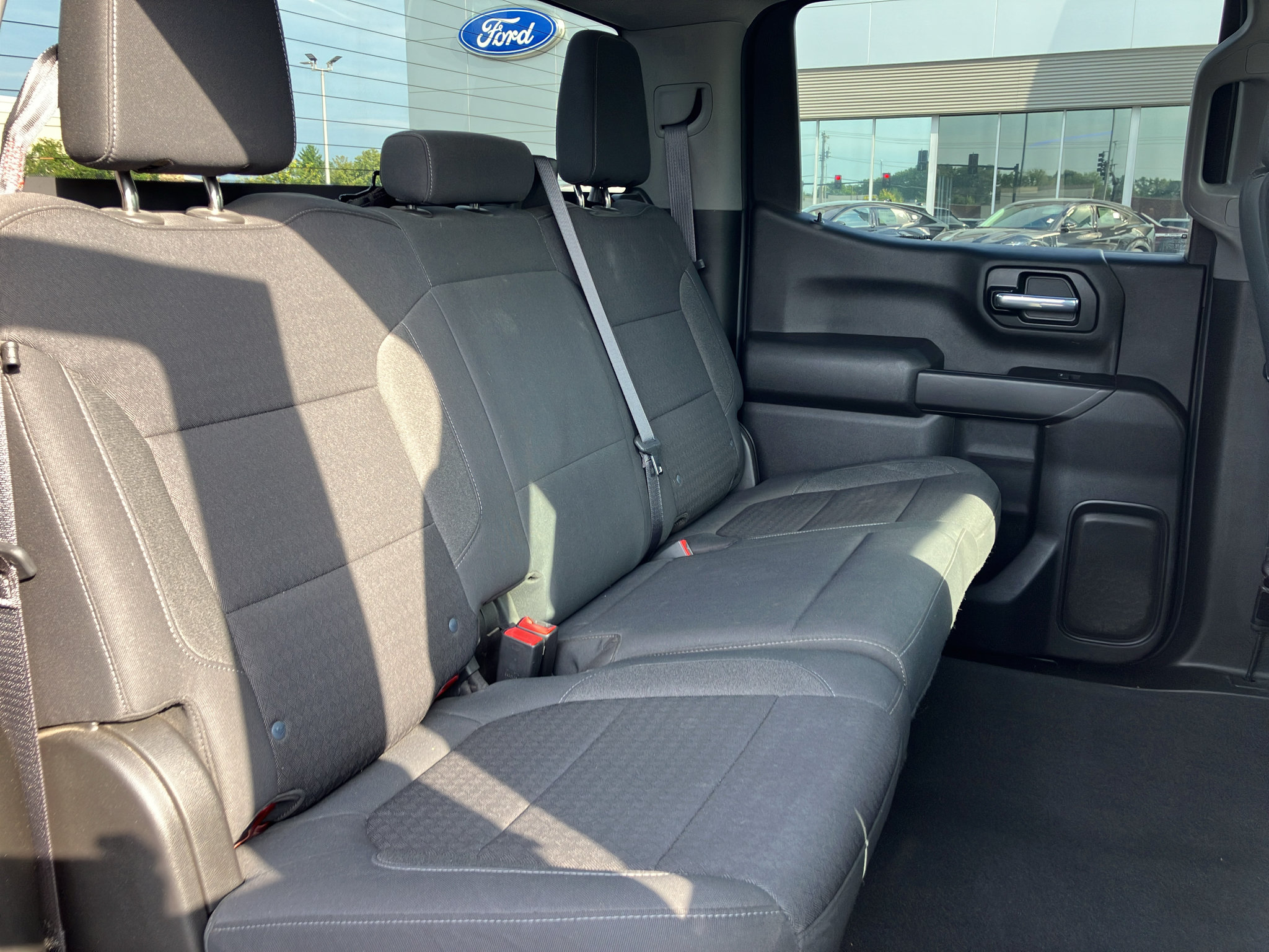 Used 2022 Chevrolet Silverado 1500 Custom w/ LPO, Dark Essentials Package AWD/4WD image 31