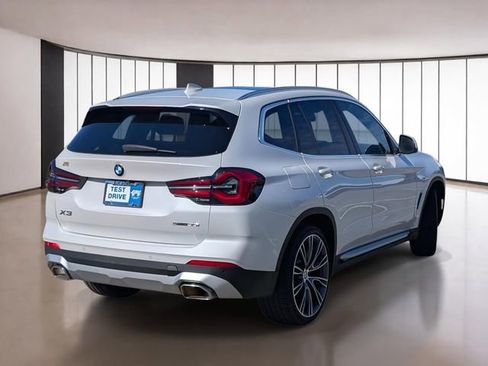 Used 2023 BMW X3 sDrive30i w/ Premium Package image 5