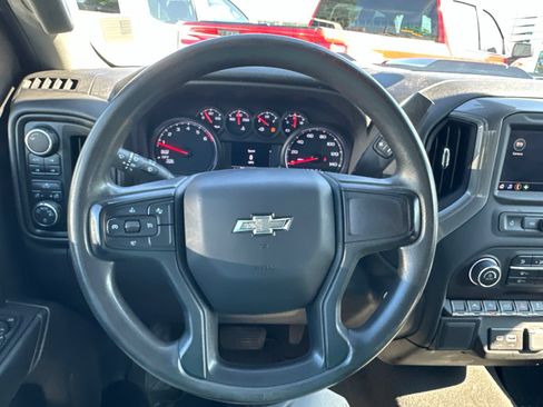 Used 2022 Chevrolet Silverado 1500 Custom Trail Boss AWD/4WD image 24
