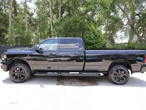 Used 2022 RAM 3500 Big Horn w/ Level C Equiment Group AWD/4WD image 7