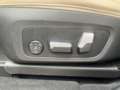 Used 2023 BMW X3 xDrive30i w/ Premium Package AWD/4WD image 36