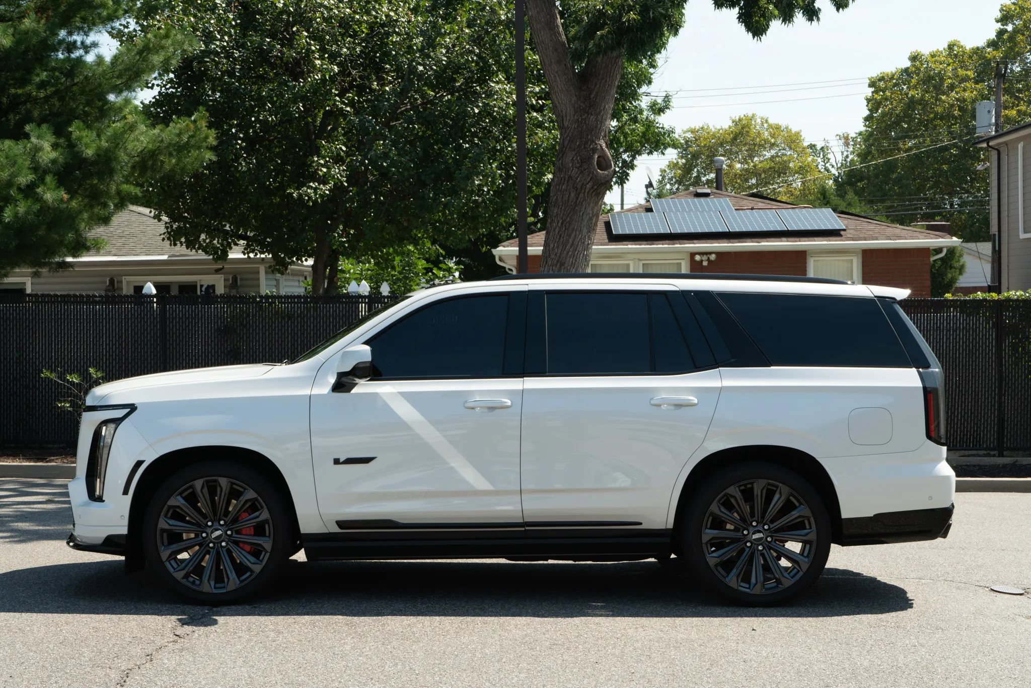 Used 2025 Cadillac Escalade V w/ LPO, Floor Liner Package AWD/4WD image 7