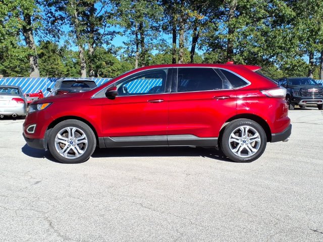 Used 2017 Ford Edge Titanium AWD/4WD image 4