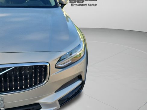 Used 2019 Volvo V90 T5 Cross Country AWD/4WD image 11