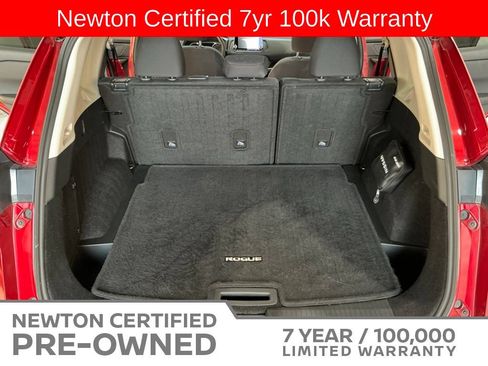 Used 2026 Nissan Rogue SV FWD image 18