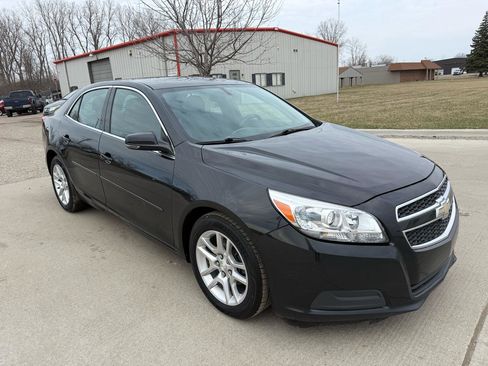 Used 2013 Chevrolet Malibu LT w/ Power Convenience Package image 3