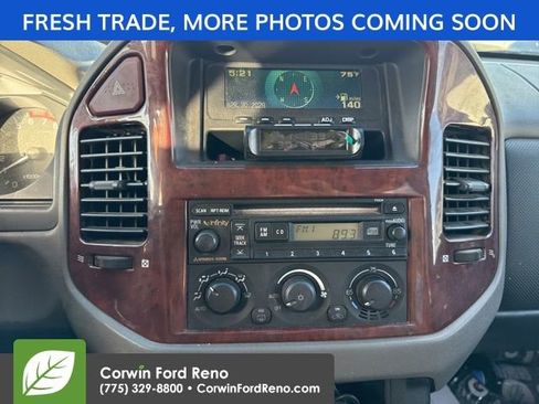 Used 2003 Mitsubishi Montero Limited AWD/4WD image 12