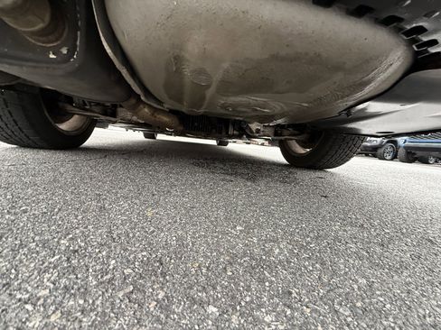 Used 2004 BMW 545i 545iA 4dr Sdn 6-Spd Auto image 29