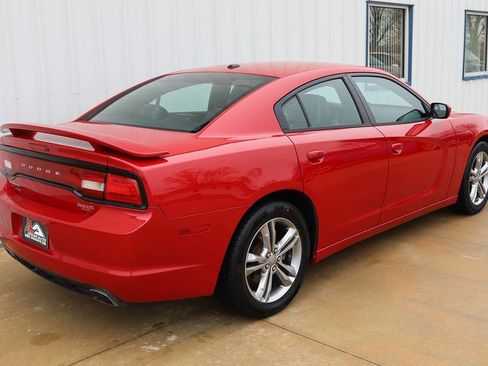 Used 2013 Dodge Charger SXT Plus image 5