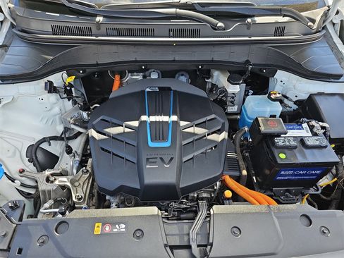 Used 2020 Hyundai Kona Limited image 34