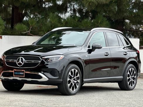 Certified 2025 Mercedes-Benz GLC 350e 4MATIC image 9