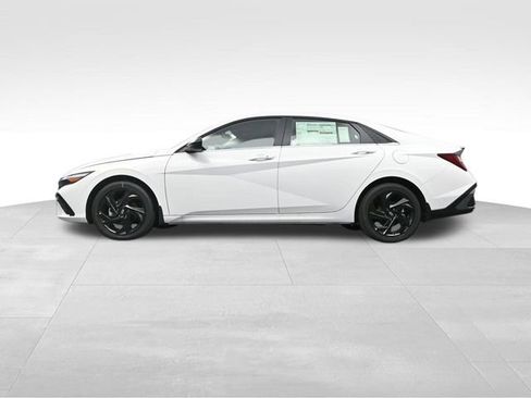 New 2026 Hyundai Elantra SEL Sport image 33