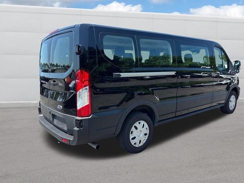 Used 2025 Ford Transit 350 XLT RWD image 5