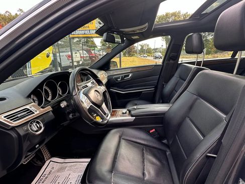 Used 2014 Mercedes-Benz E 350 4MATIC Sedan image 17