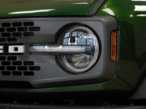 Used 2024 Ford Bronco Badlands image 20