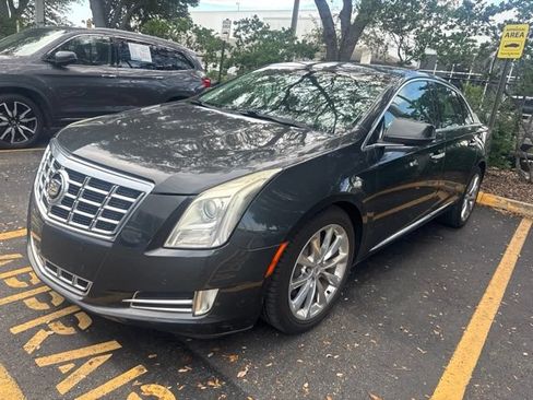 Used 2014 Cadillac XTS Luxury AWD/4WD image 3