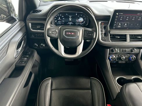Used 2024 GMC Yukon SLT RWD image 41