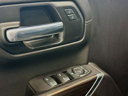 Used 2020 Chevrolet Silverado 1500 LT Trail Boss image 15