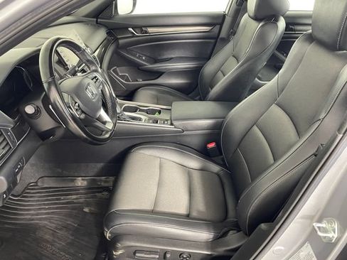 Used 2022 Honda Accord Sport image 2