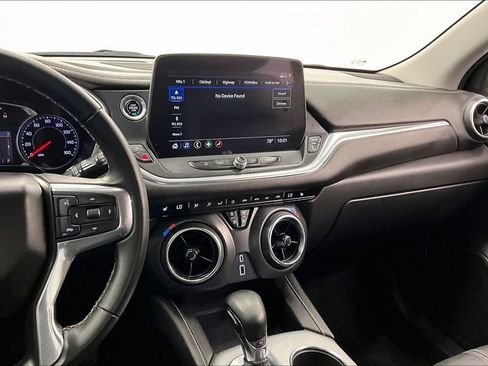 Used 2024 Chevrolet Blazer LT FWD image 5
