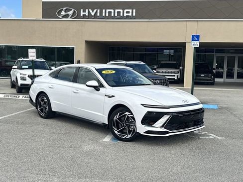 Certified 2026 Hyundai Sonata SEL image 1