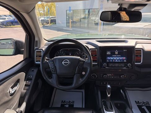 Used 2022 Nissan Frontier SV w/ SV Premium Package AWD/4WD image 21