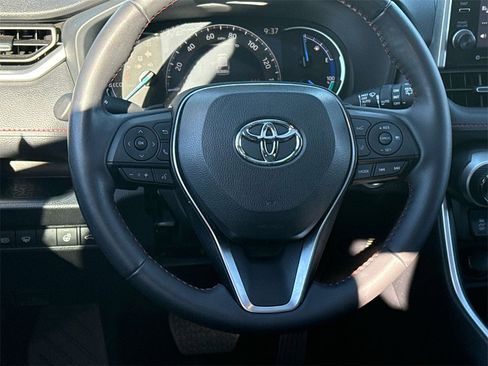 Certified 2022 Toyota RAV4 XSE image 11