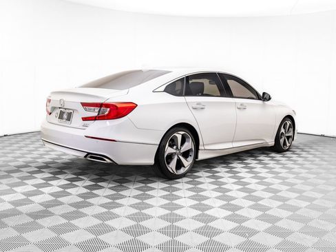 Certified 2020 Honda Accord Touring image 7