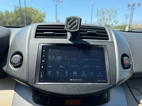Used 2010 Toyota RAV4 2WD image 22