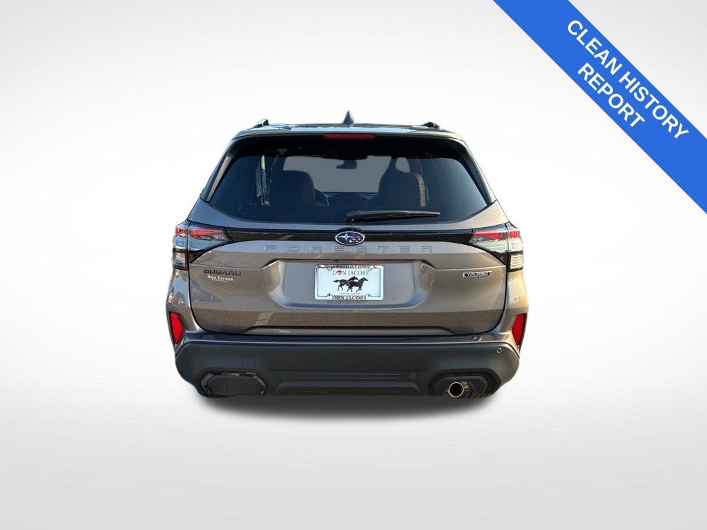 Used 2025 Subaru Forester Touring AWD/4WD image 5