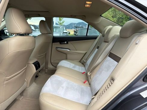 Used 2014 Toyota Camry XLE w/ Leather Package FWD image 20