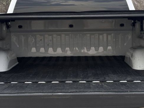 Used 2018 GMC Sierra 1500 SLT w/ Texas SLT Premium Package RWD image 28