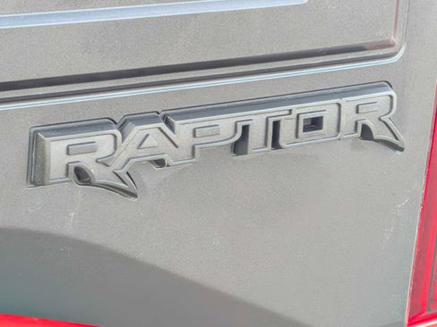 Used 2018 Ford F150 Raptor w/ Equipment Group 802A Luxury AWD/4WD image 11